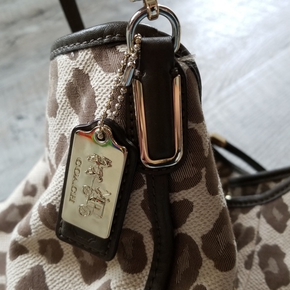 Coach Leopard Purse - Picture 7 of 8